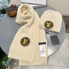 Louis Vuitton Caps Scarfs